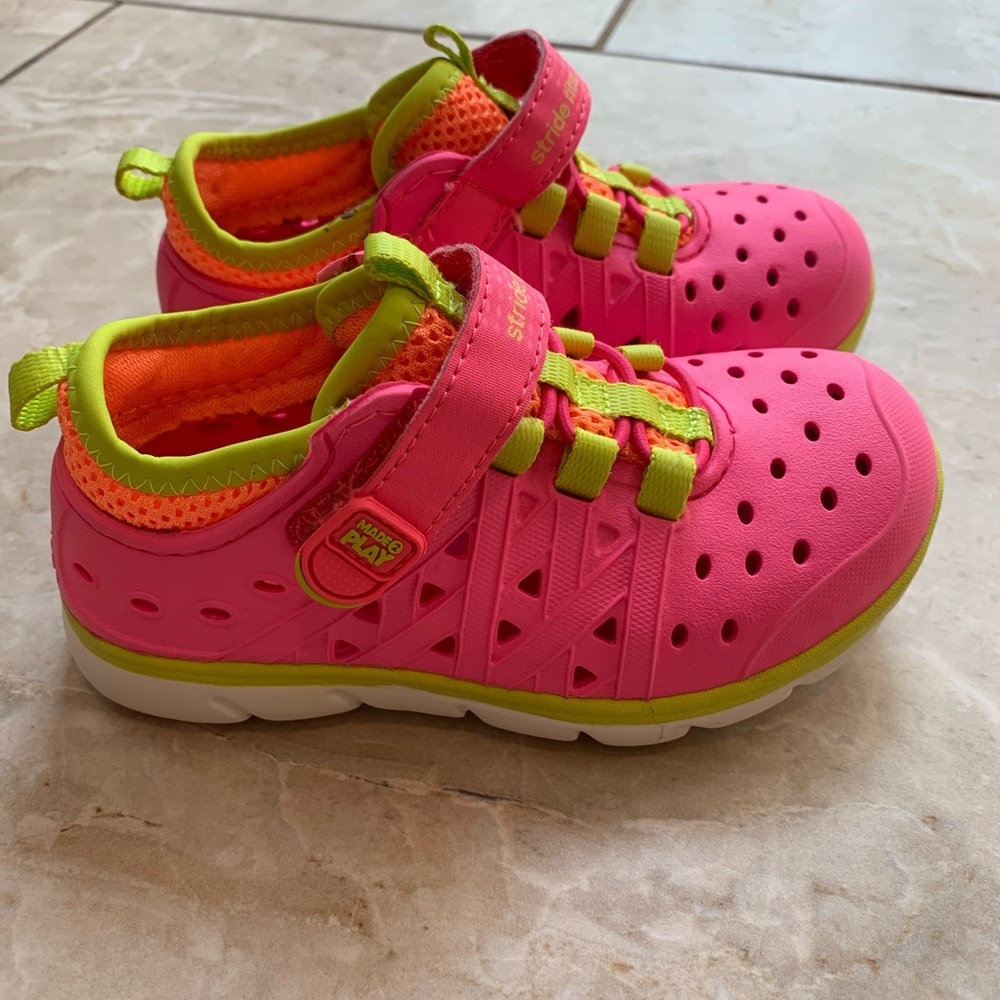 Stride Rite Phibian Made 2 Play shoes - Picture 2 of 5
